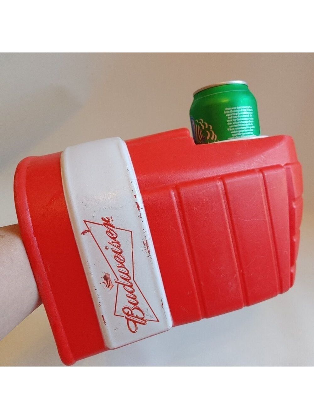 FUN BUDWEISER CUP HOLDER Molded Plastic Glove Beer Holder KING OF BEERS